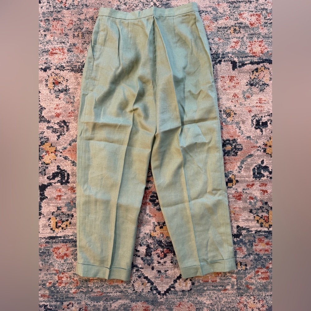 Lauren Ralph Lauren 100% Linen Cropped Trousers
Size 8 - Picture 2 of 5